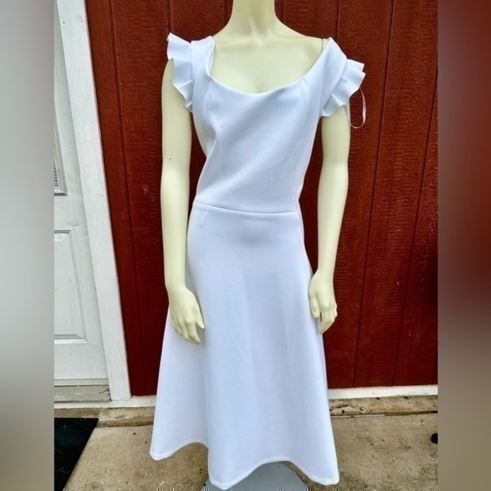 Calvin Klein Women's Plus Size Scoop Neck Dress With Ruffle Trim Straps